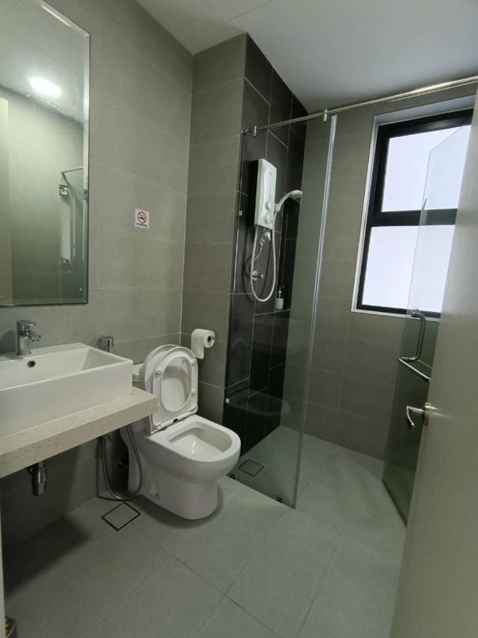 The Clio 2 Residences, Beside Conezion, Beside Ioi City Mall, Opposite Serdang Hospital, Beside Uniteen And Upm, Putrajaya Eksteriør billede